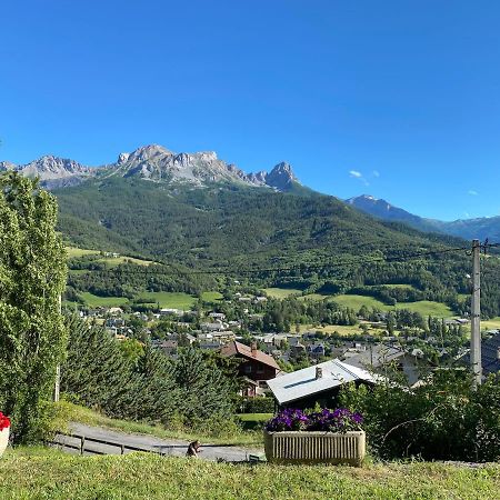 Soleil Et Vue Apartment Barcelonnette Bagian luar foto