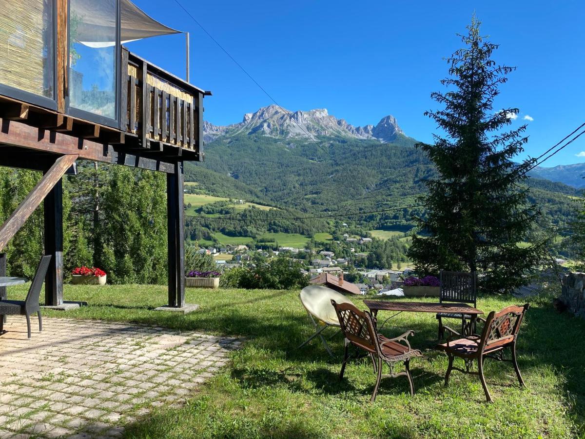 Soleil Et Vue Apartment Barcelonnette Bagian luar foto